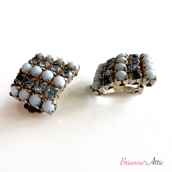 Vintage Designer Elegant Blue Crystal and Perl Stones Fancy Earrings for women - Picture 6 of 8